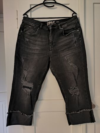 ONLY Jeans Damen Gr. 33/30, Used Look, Graue Röhrenjeans