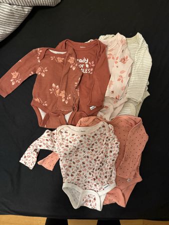 Gerber newborn bodies pack of 6