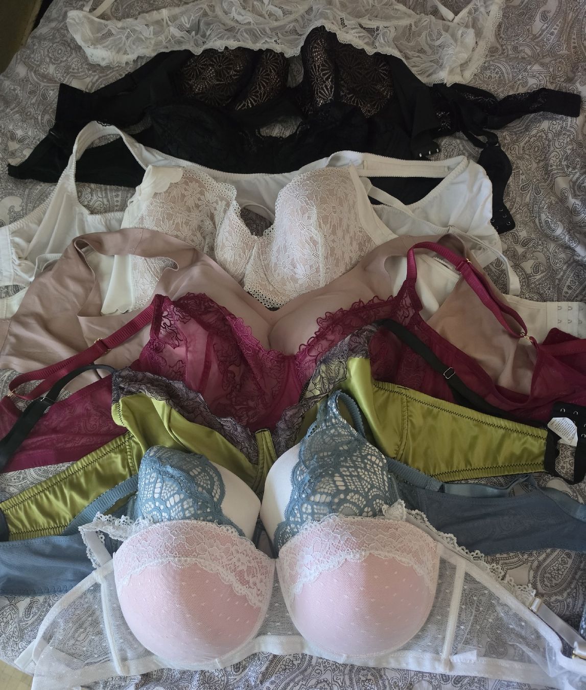 Sonstige Unterwäsche: BH Set NEU – Neu (gemäss Beschreibung) aus Uster von mikedizzy84
