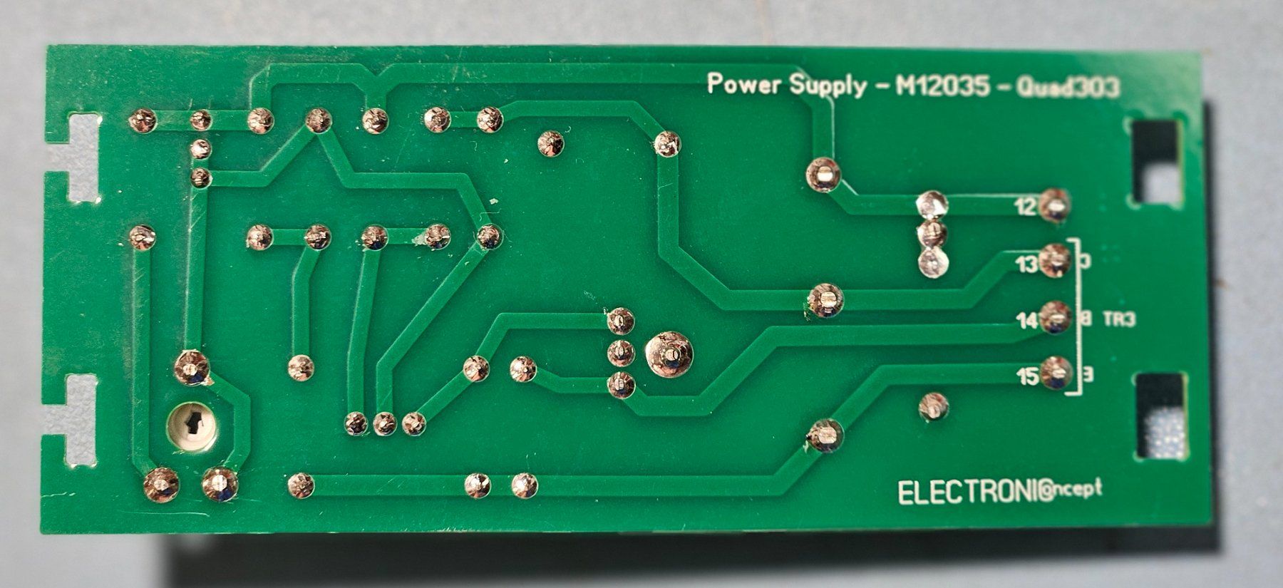 Quad Amplificatori: Power Supply for QUAD 303 – Nuovo e nell'imballaggio originale da St-Cierges venduto da Pestol 1
