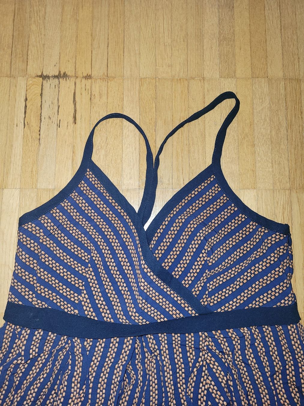 Kleider: 14. Robe d'été Jaspal rayée, croisée, taille M – Gebraucht aus Villars-sur-Glâne von m66_dch5 1