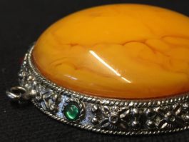 Vintage Anhänger Pendant aus Resin