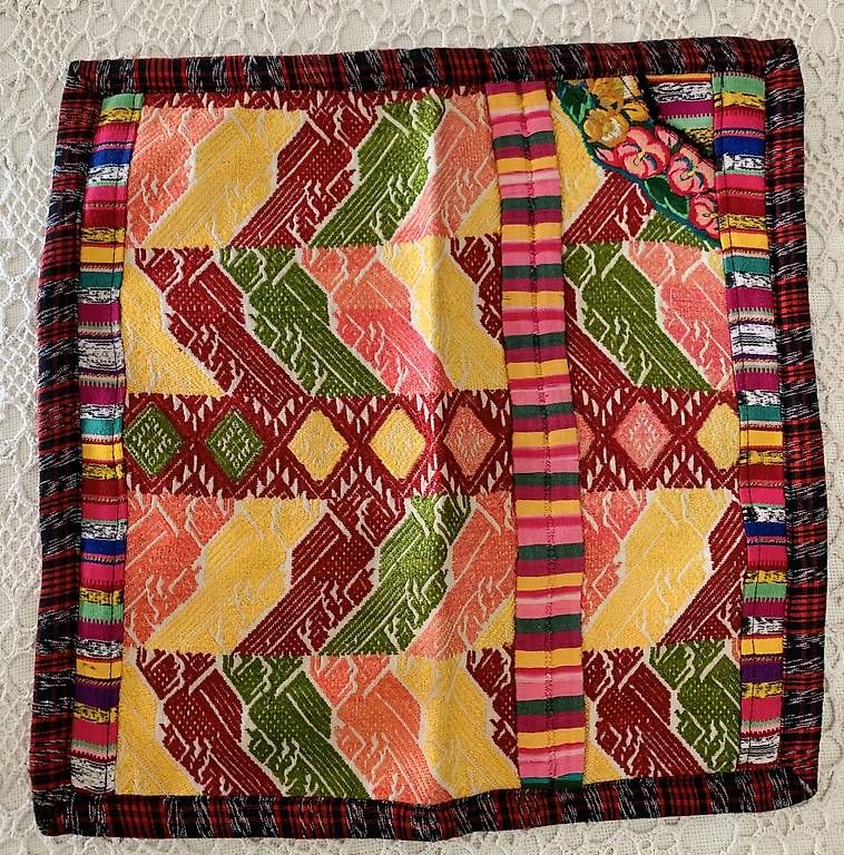 Cuscini: Handgewebte Sofakissen aus Guatemala – Nuovo (secondo la descrizione) da Winterthur venduto da mat_cd7x