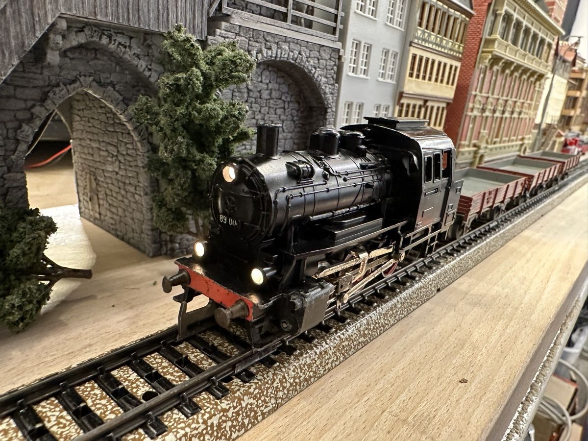 Märklin Modellini di ferrovie: Märklin 3000 DB BR 89 Güterzug – Usato da Lupsingen venduto da New-Haven