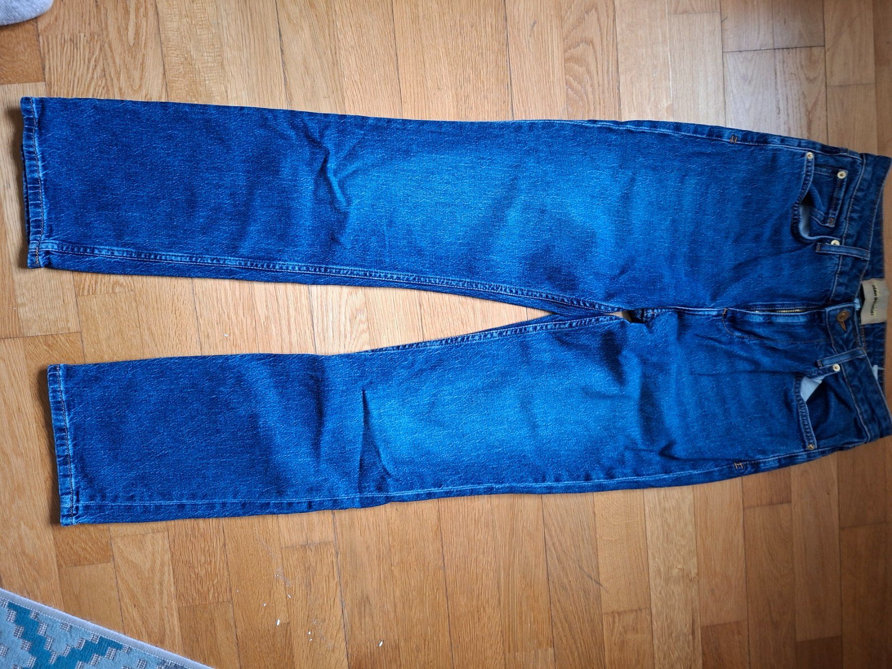Jeans: Jeans Gr. 38 neuwertig gerader Schnitt – Nuovo (secondo la descrizione) da Gebenstorf venduto da Zwirbeline