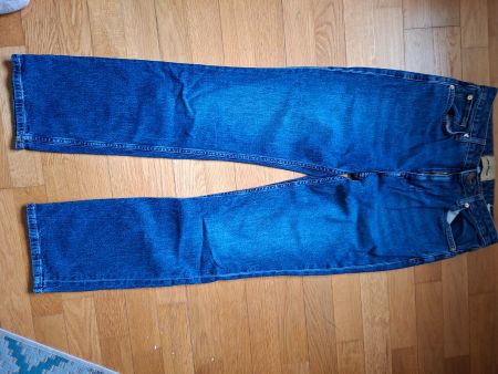 Jeans Gr. 38 neuwertig gerader Schnitt
