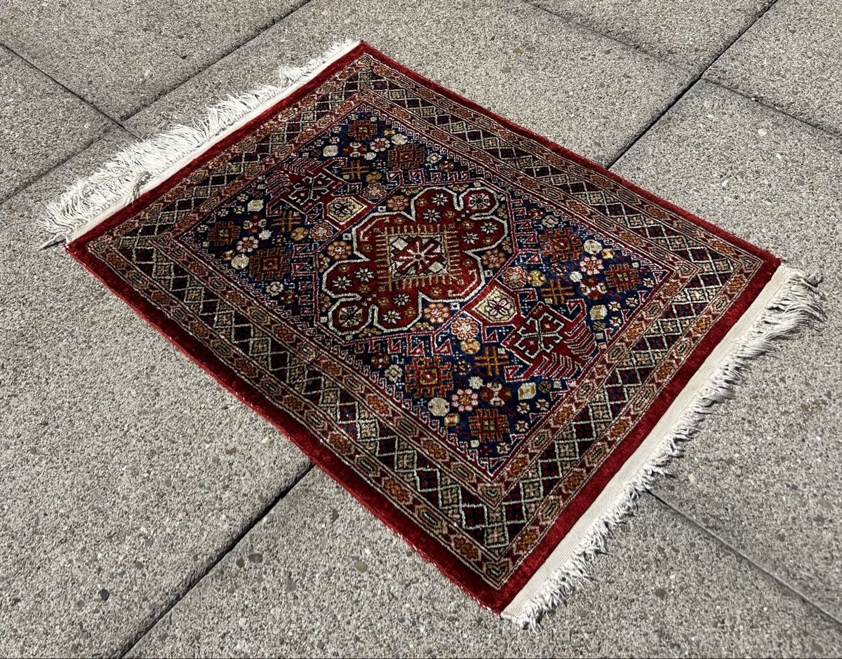 Teppiche: Orientteppich aus Seide, rot, blau – Gebraucht aus Brugg von Le3712 5
