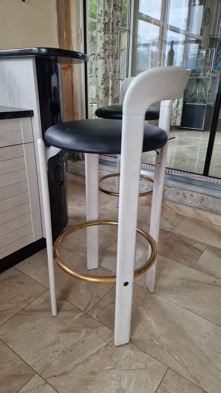 Allestimento di negozi e stand fieristici: Barmöbel + 4  dazu passende Stühle – Usato da Faulensee venduto da lychee56 3