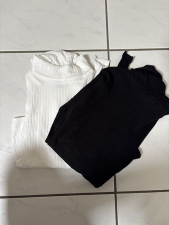 Schwarzer Rollkragenpullover, Gr. S