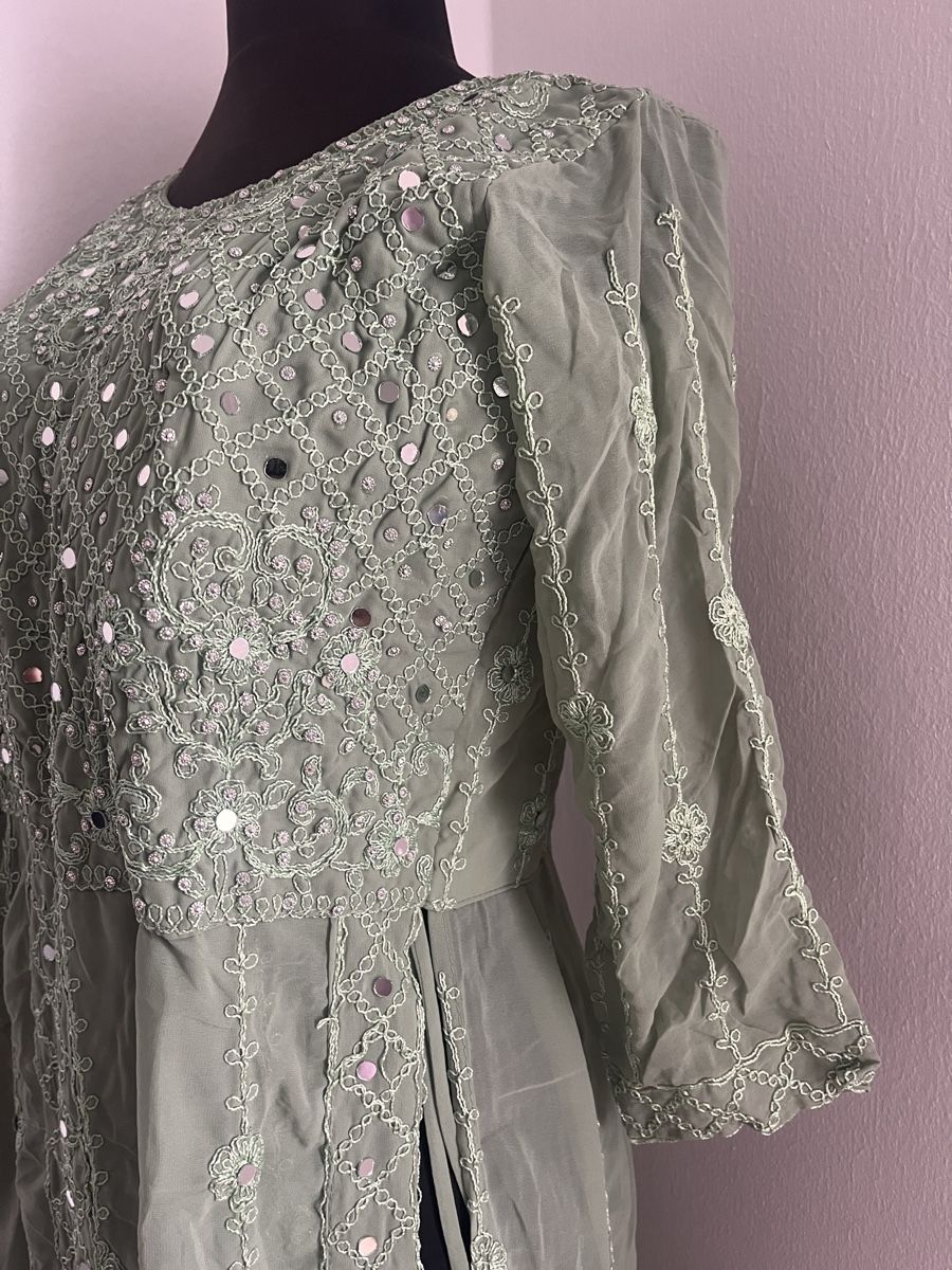 Vestiti: 3 pcs shalwar – Nuovo (secondo la descrizione) da Bösingen venduto da ash_jnn8 2