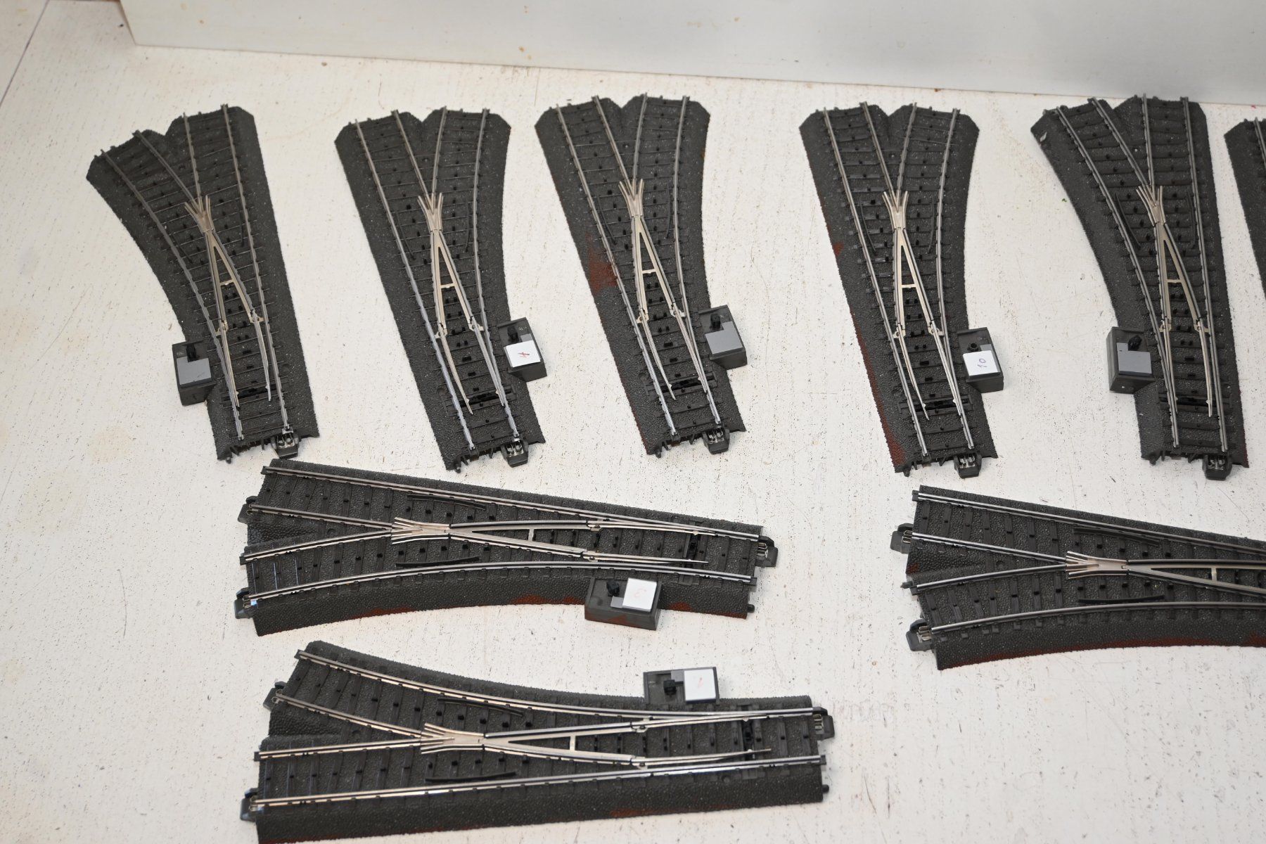 Märklin Modelleisenbahnen: Märklin C Weichen mit Antrieb + Decoder ohne OVP , 9 Stück – Gebraucht aus Laupen ZH von Zmoewe 1