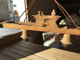 Alte Stubenlampe, 4-flammig, Arve, aus dem Engadin