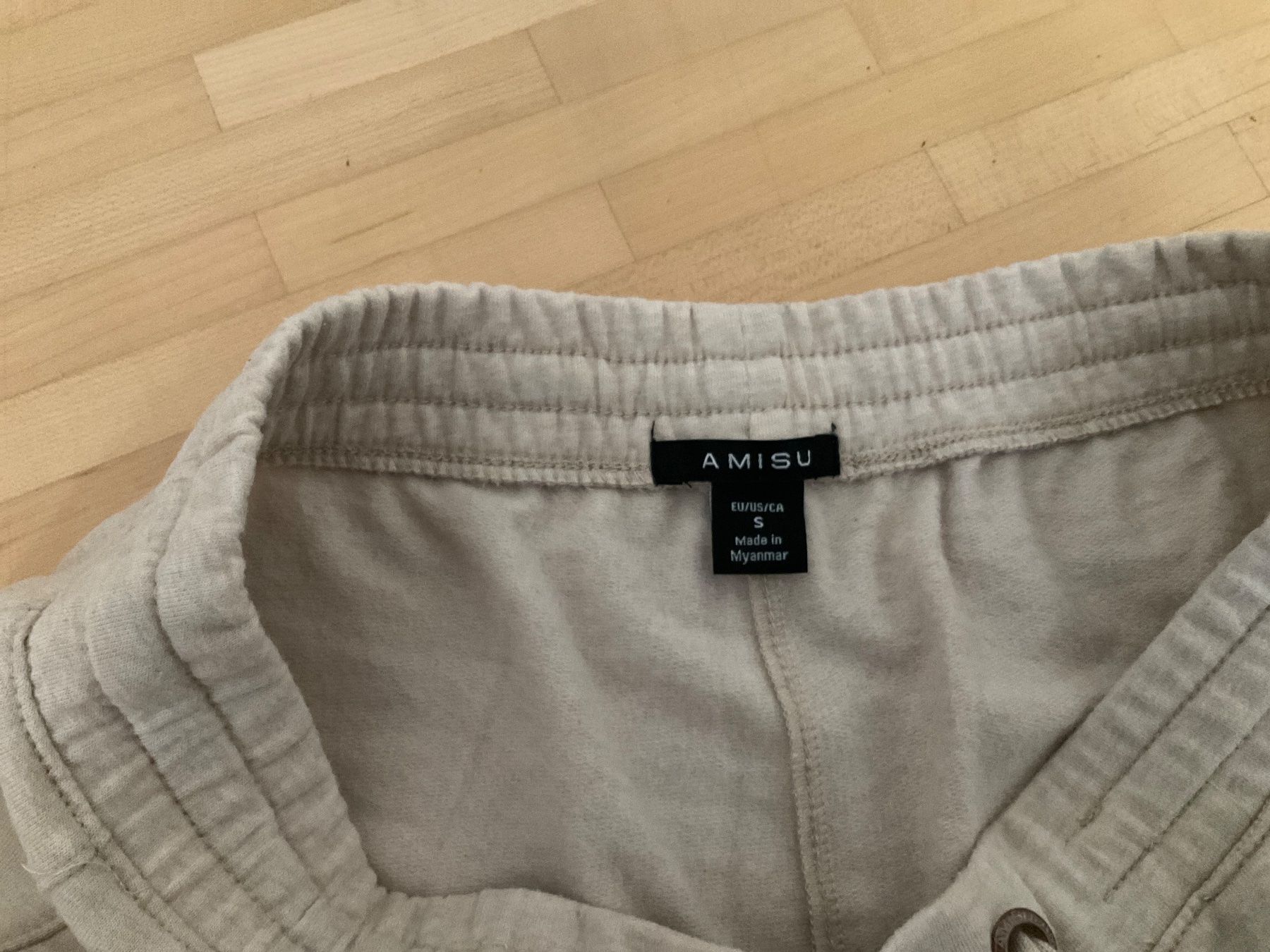 Pantaloni: Trainerhose Gr. XS – Usato da Winterthur venduto da aionila 1