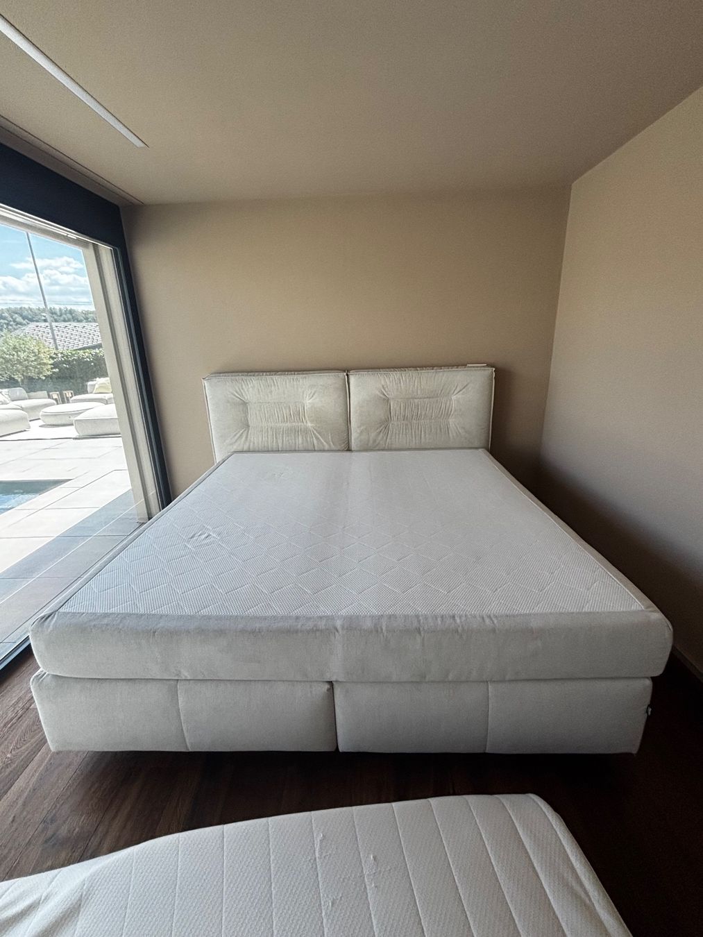 Betten: Boxspringbett 200X200 cm inkl. Topper – Gebraucht aus Trimbach von Valentiina1 3