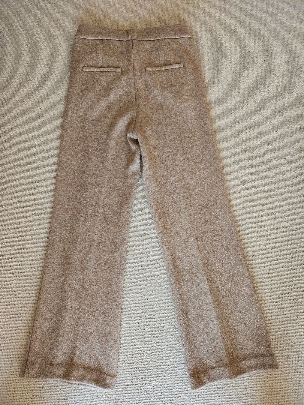 Cambio Pantaloni: Pantalon Cambio – Usato da lausanne venduto da josianemuller 1