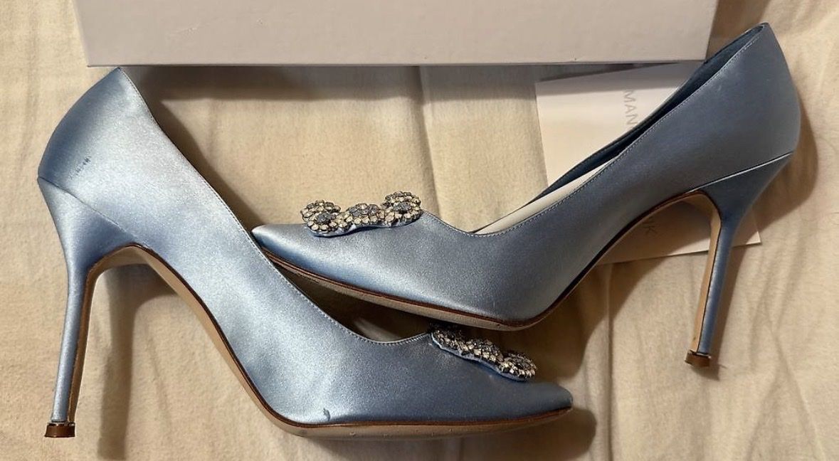 Manolo Blahnik Chaussures femmes: Manolo Blahnik Hangisi – D'occasion à Stein AR par sel_vtp9 2