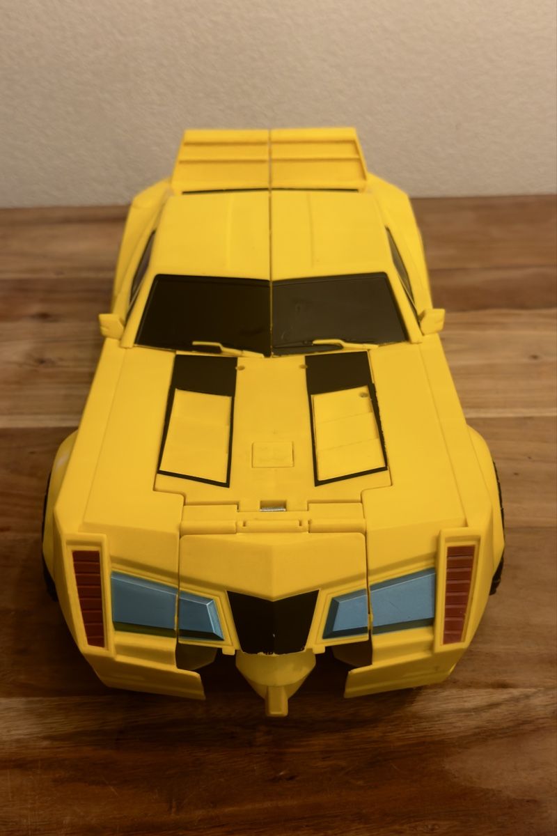 Statuette: Transformers Bumblebee Figur mit Auto-Modus (gross) – Usato da Thayngen venduto da AyhanSH 4