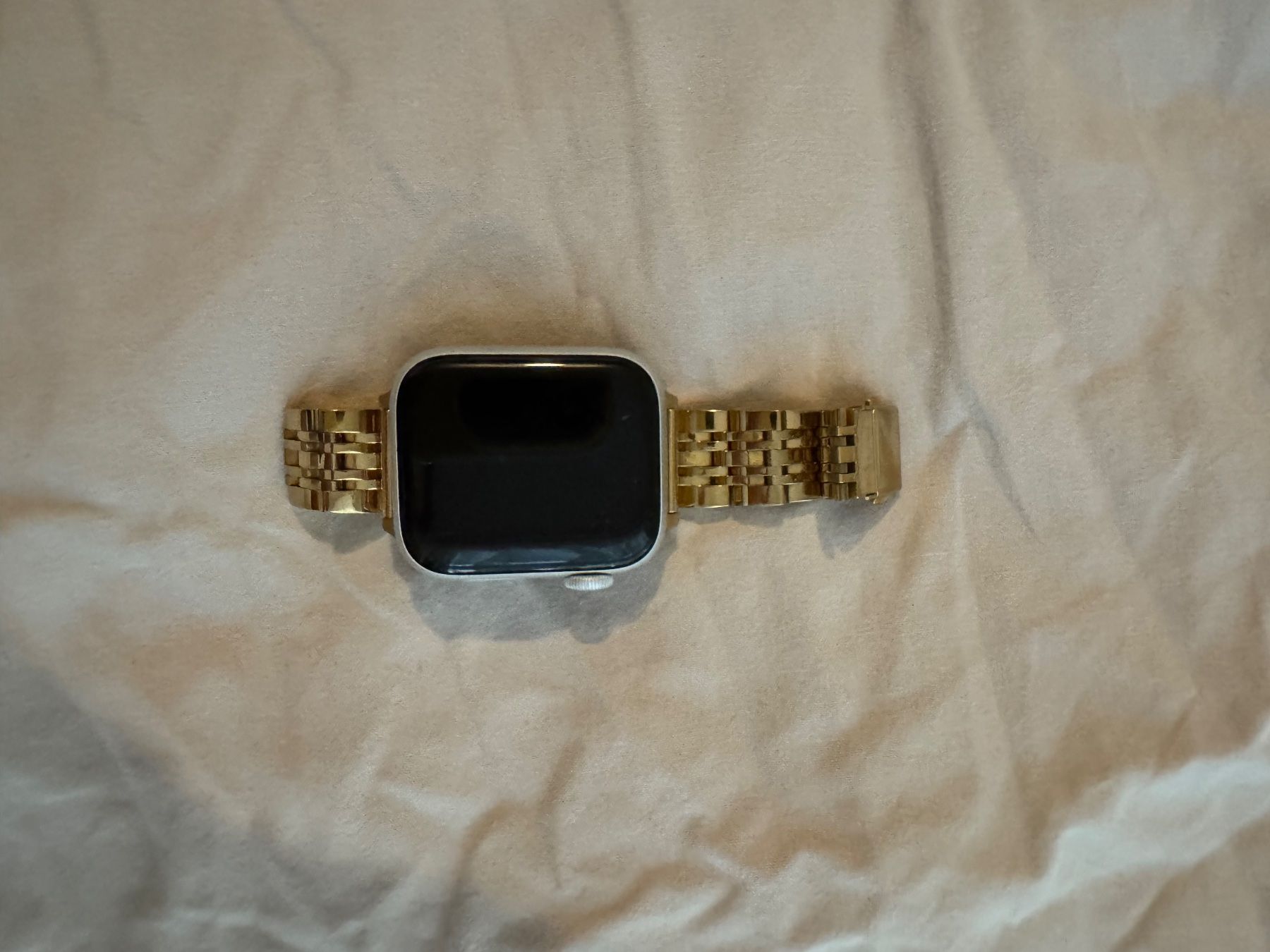 Apple Smartwatch: Apple Watch Series 5 40mm – Usato da Baar venduto da anj_t9pl