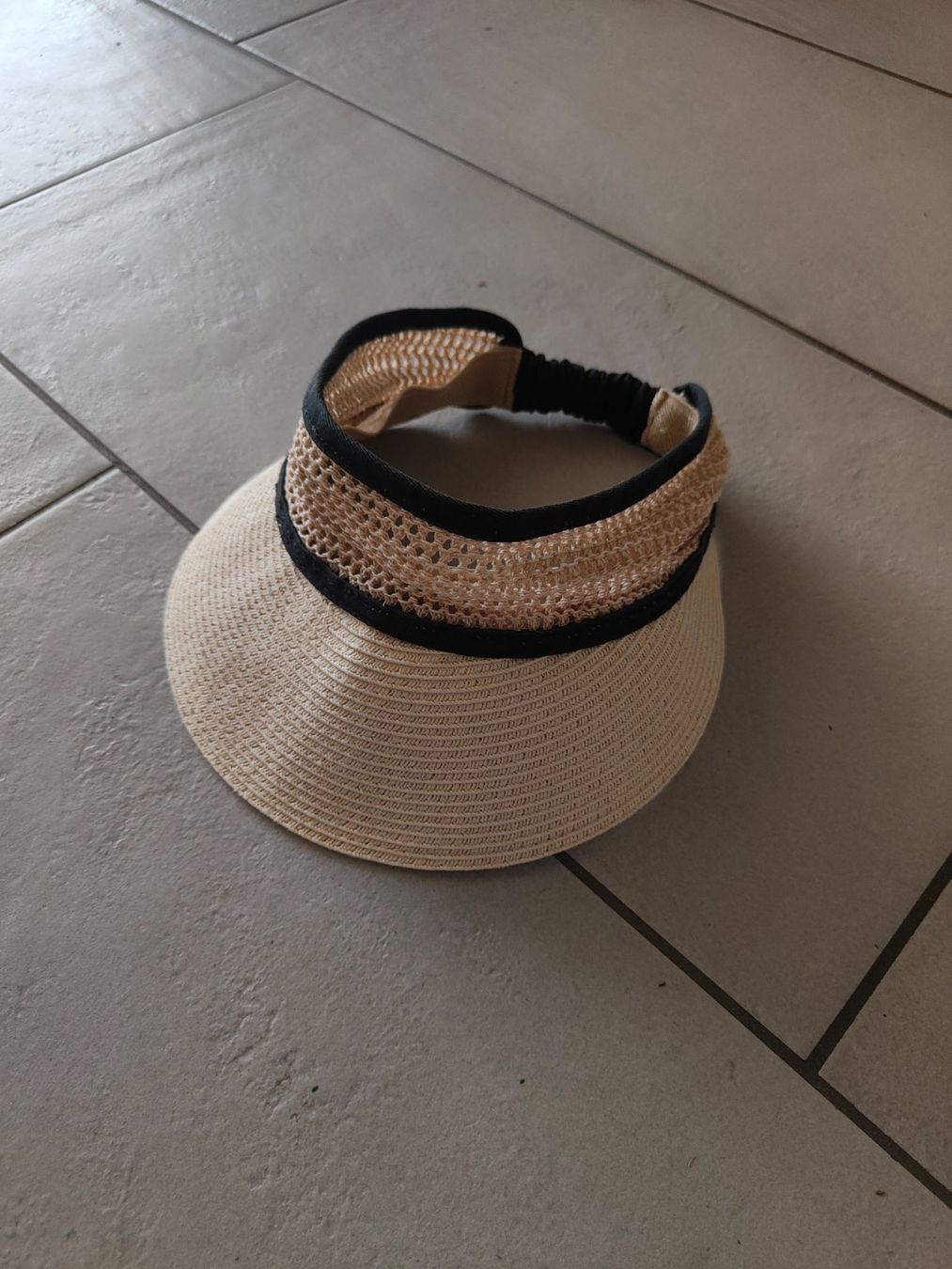 Barts Chapeaux, bonnets & casquettes: Sonnenhut – D'occasion à Nidau par Wombat42 1