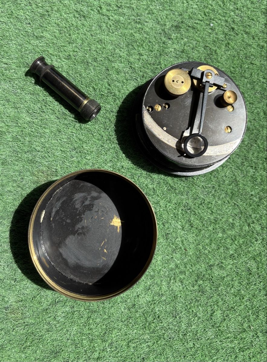 Misurare: Sextant de Poche anglais – Usato da Bellevue venduto da Fas05