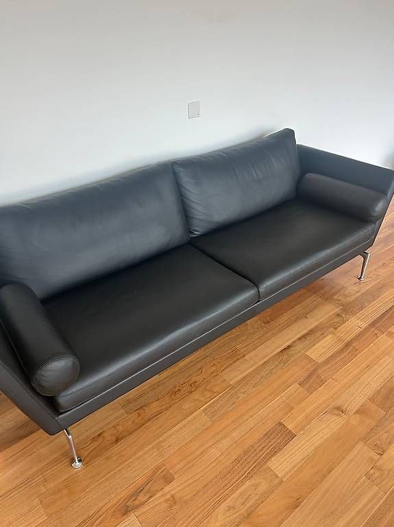 Vitra Divani: Canapé vitra SUITA SOFA classique – Usato da Gland venduto da Solder7