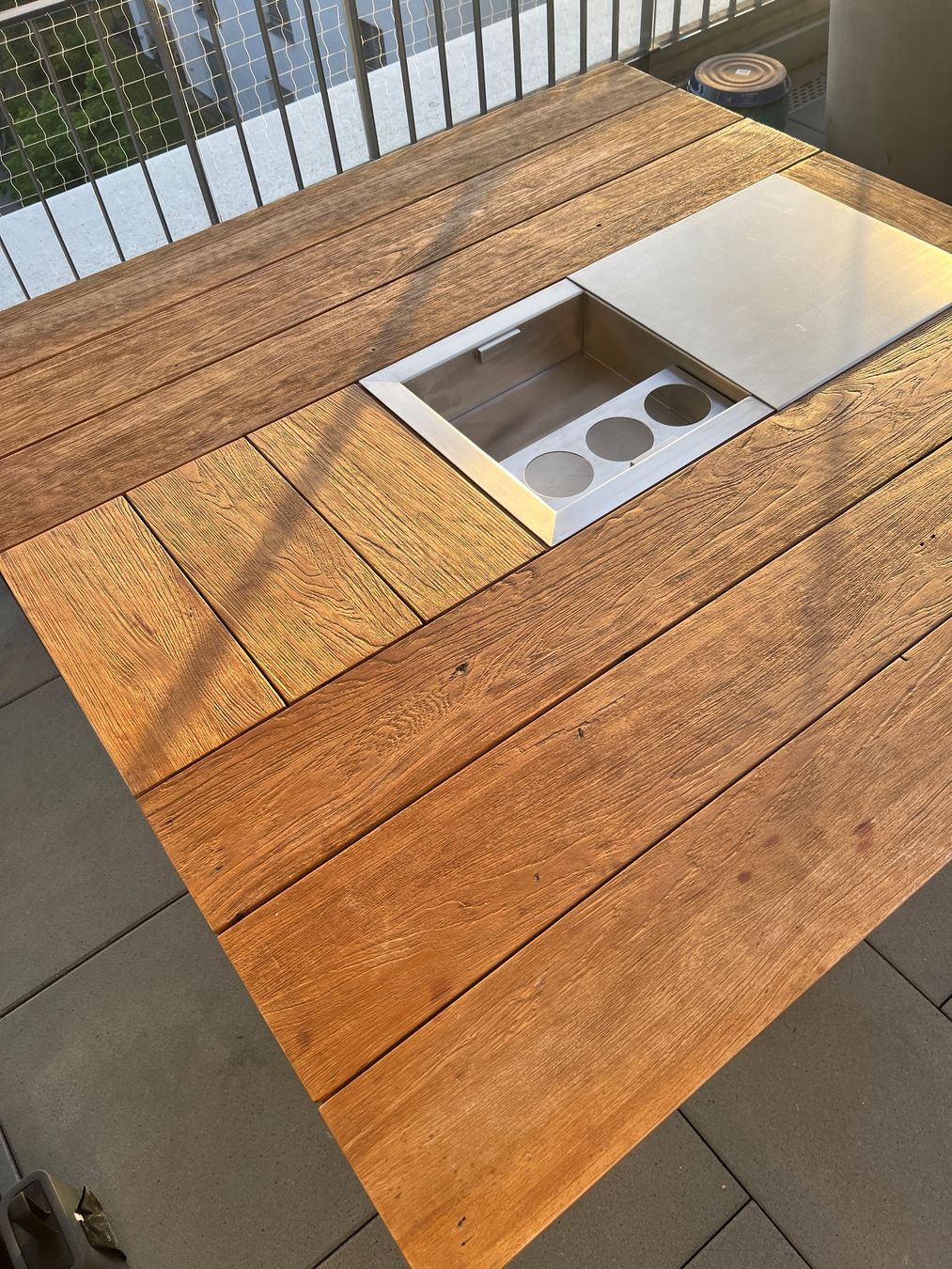 Tavoli: Gartentisch Zebra Quadux – Usato da Bülach venduto da tona12934 3