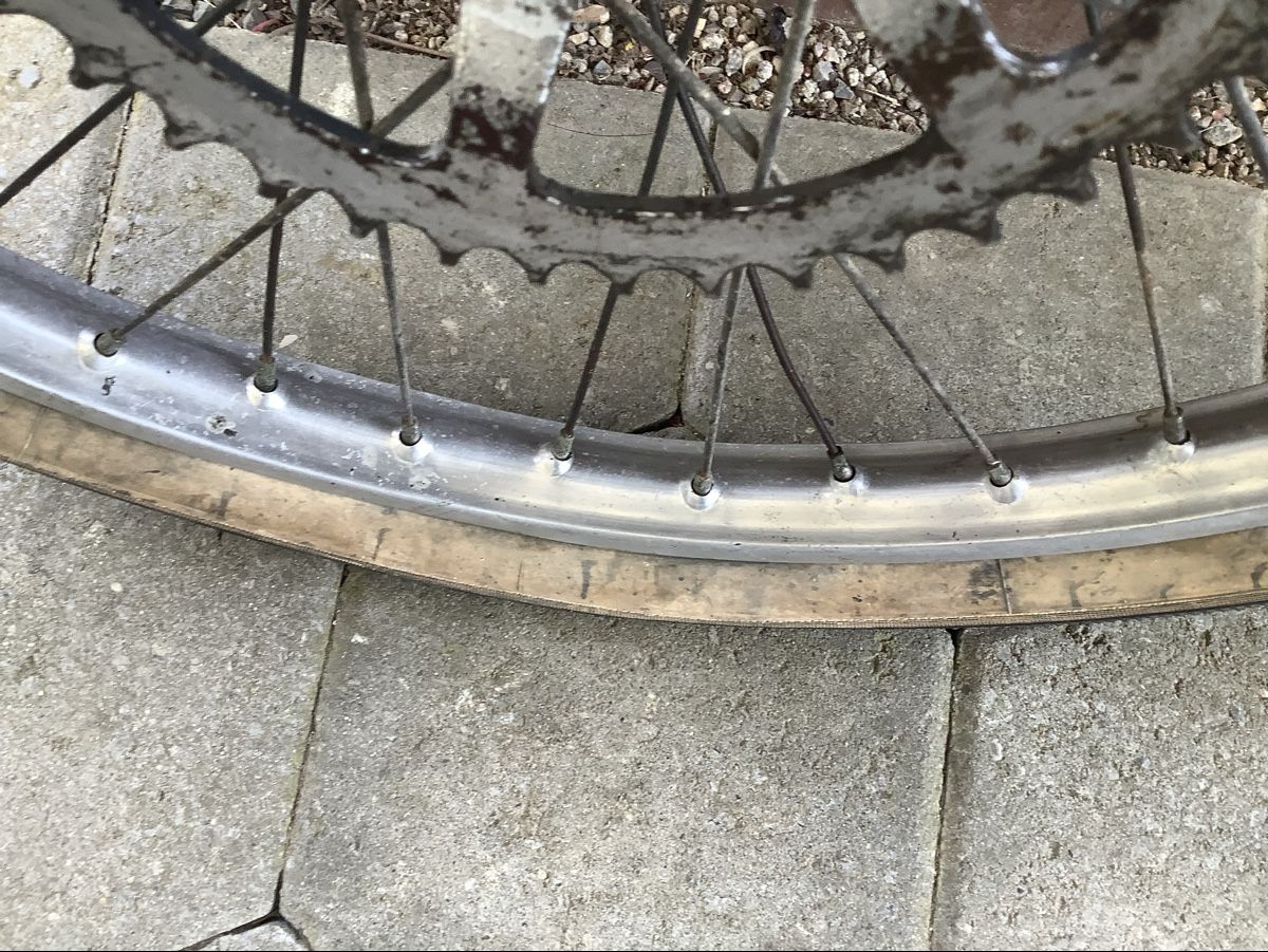Pneumatici & Ruote complete: Mofa Rad 23 Zoll – Usato da Zofingen venduto da Borni53 7