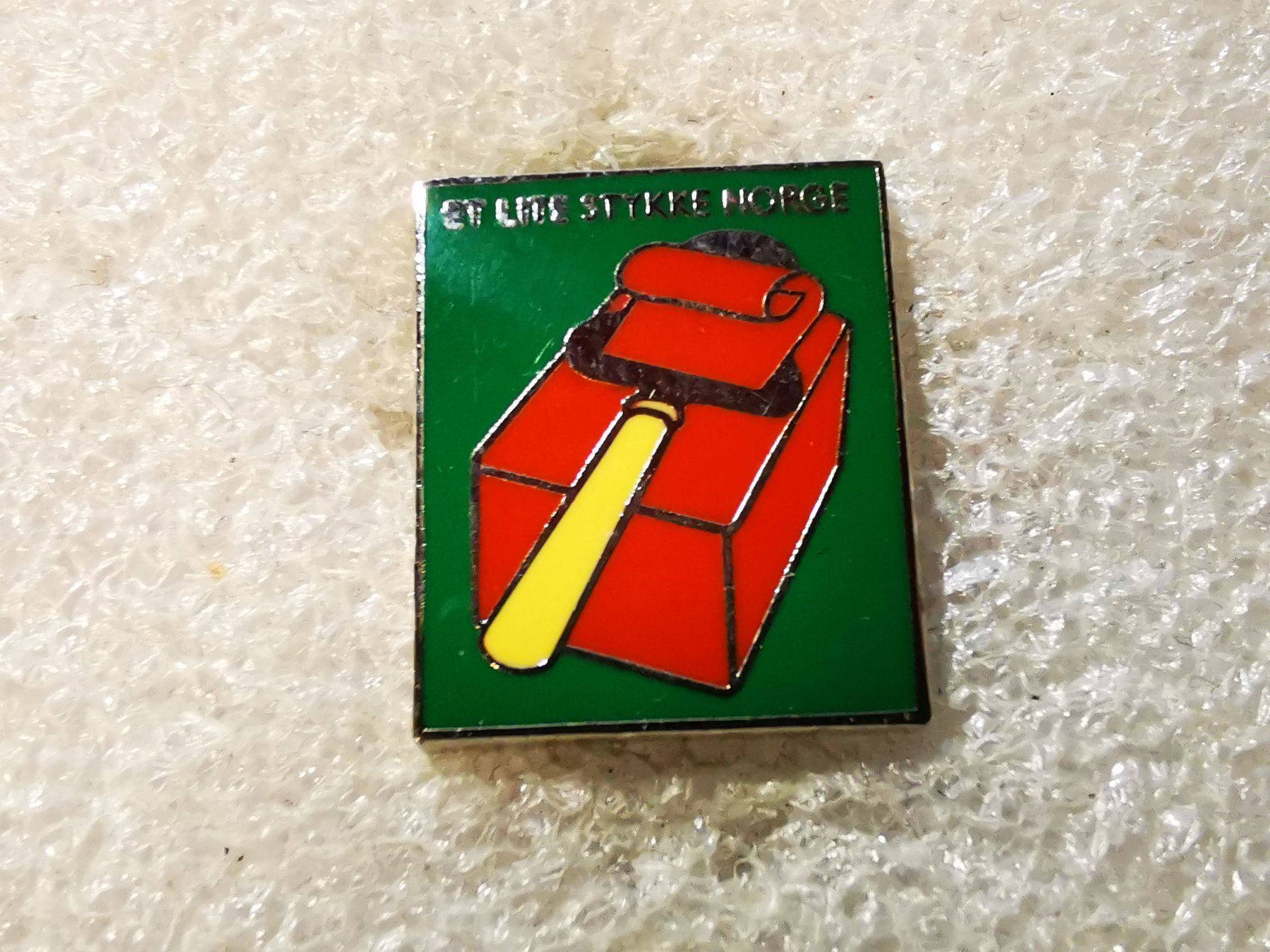 Placchette & Badge: Ansteckpin 70: – Usato da Oppligen venduto da Pin-Fall-Shop
