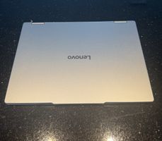 Lenovo Yoga 7 2-in-1 14AKP10