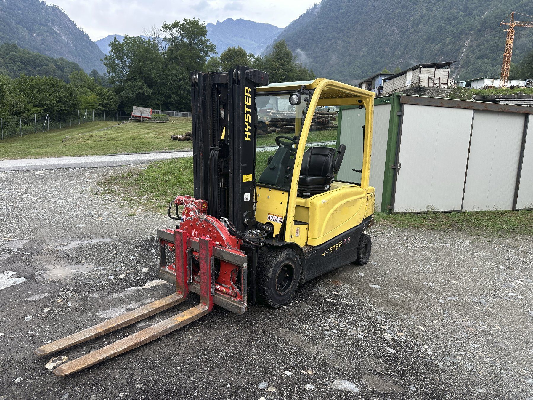 Chariots à fourches & chariots élévateur: Hyster J3.5XN Stapler Elektro – D'occasion à Grono par Urabus-88
