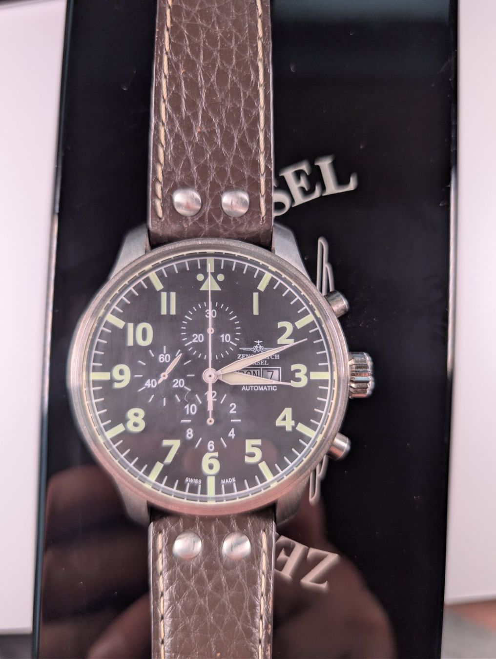 Zeno Uhren: Zeno Watch Basel Ref 10557 – Gebraucht aus Wynau von Zebrafurz 2