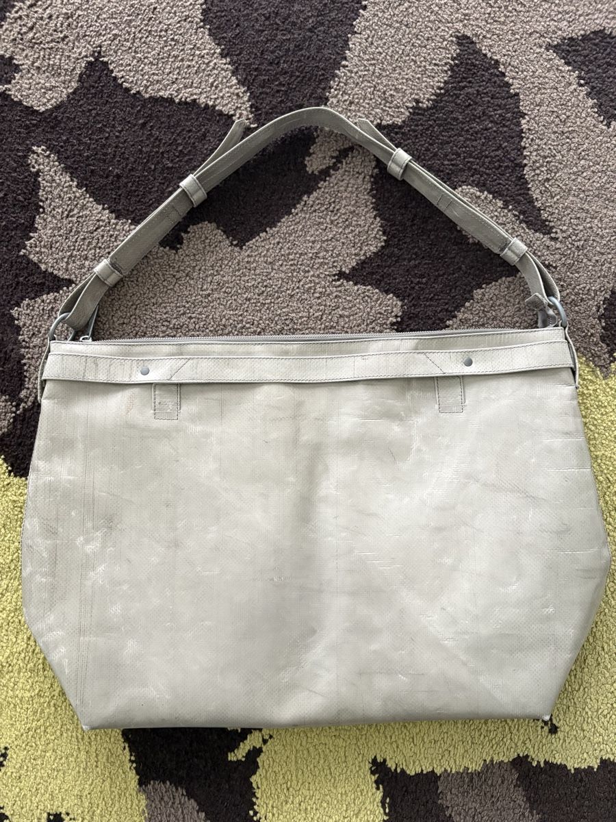 Freitag Borse da donna: Freitag Tasche Ahlgren R121 grau – Nuovo (secondo la descrizione) da Gundetswil venduto da Anrosp 1