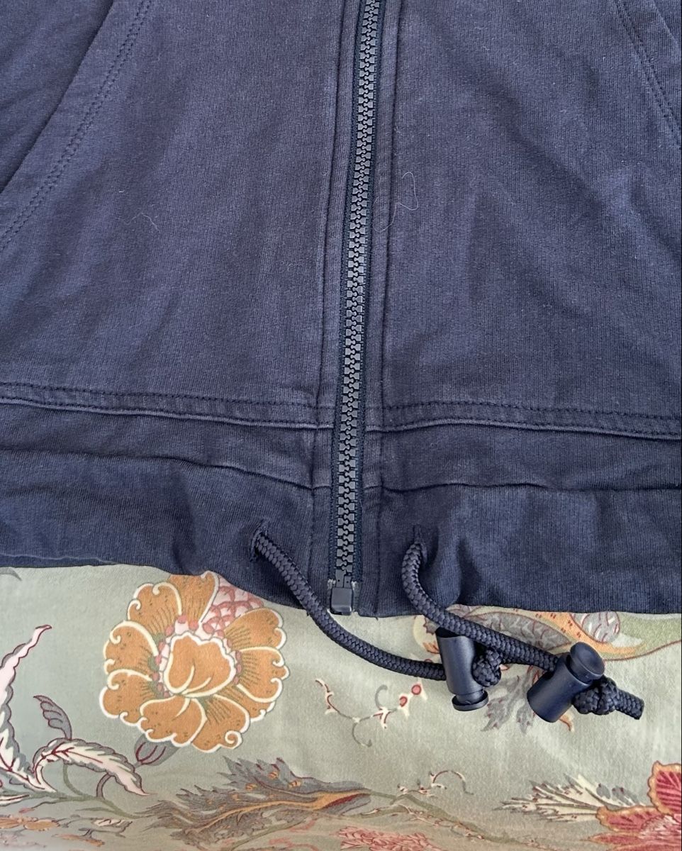 Tezenis Maglioni & Felpe: Tezenis Sweatshirt Marine – Usato da Ennenda venduto da mar_kz98 2