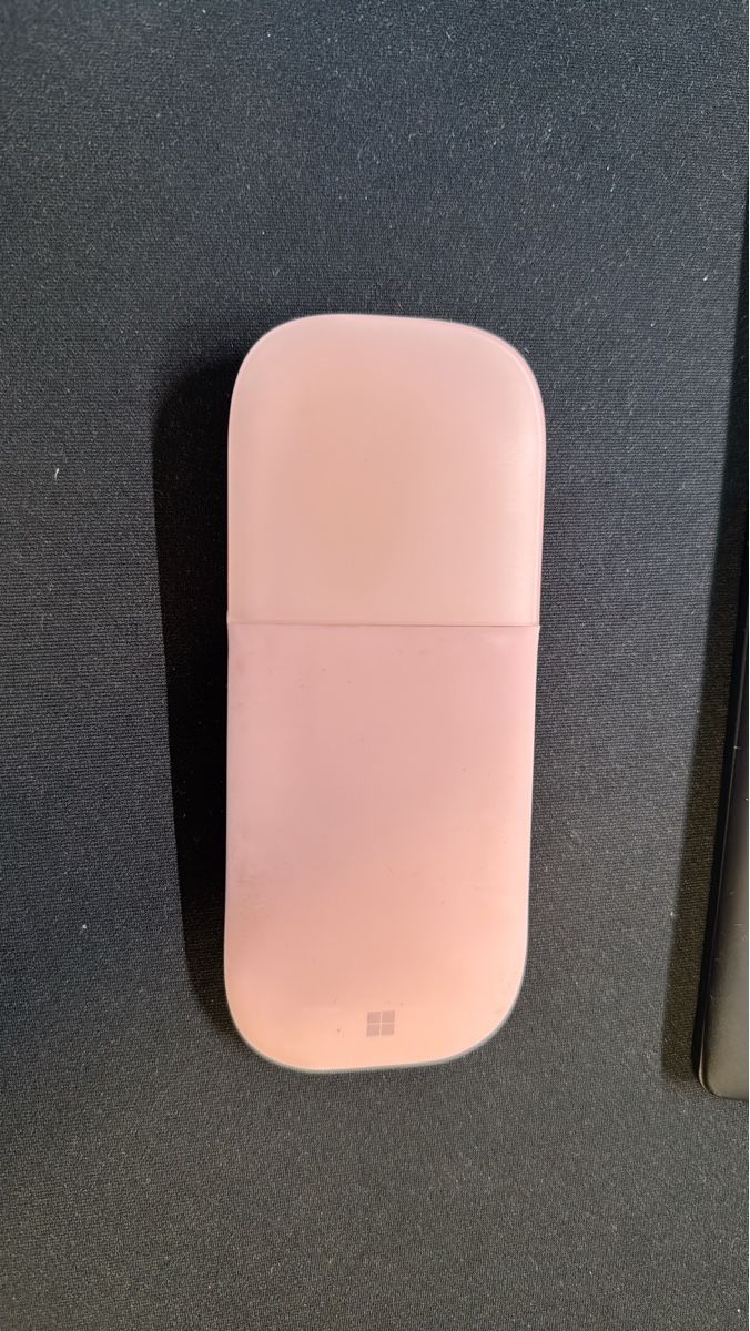 Microsoft Maus: Microsoft Arc Mouse rosa guter Zustand – Gebraucht aus Effretikon von Berkeoek
