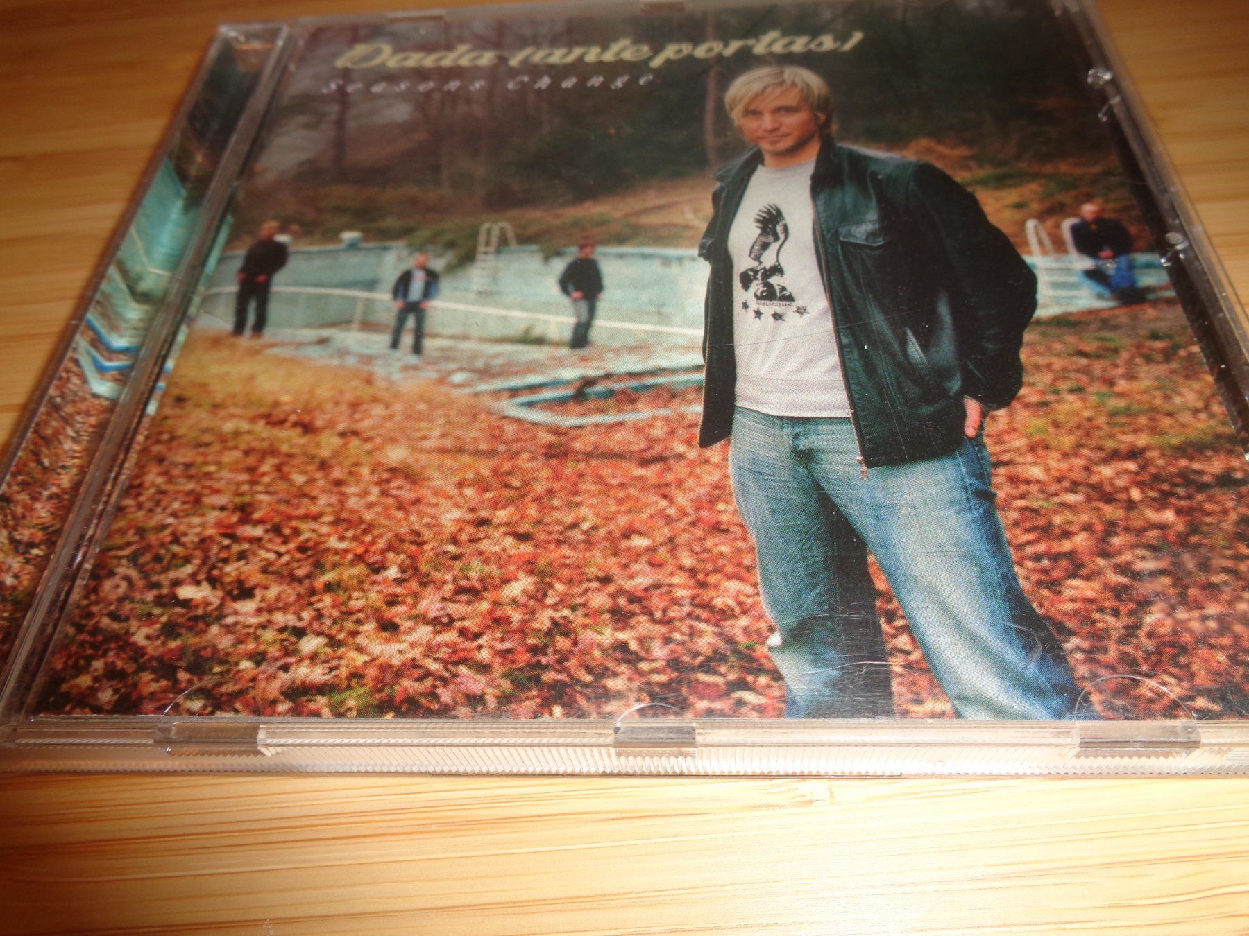 CD: Dada Ante Portas - Seasons Change CD – Usato da Olten venduto da Disc-Ausverkauf