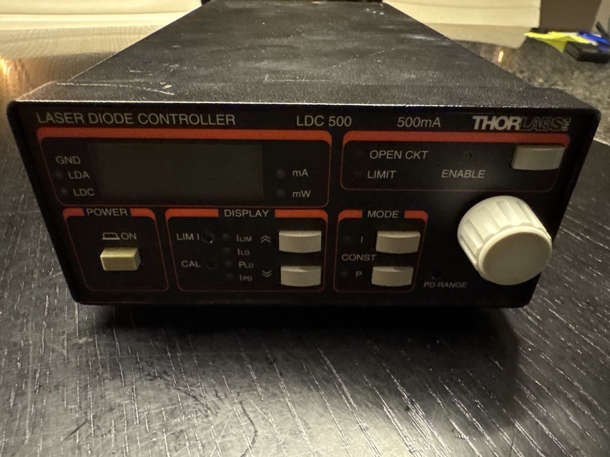 Componenti elettronici: Thorlabs Laser Dioden Controller LDC500 – Usato da Fislisbach venduto da Special24