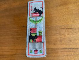 BUCHZEICHENZEICHEN  VON. HAND GESTICKT