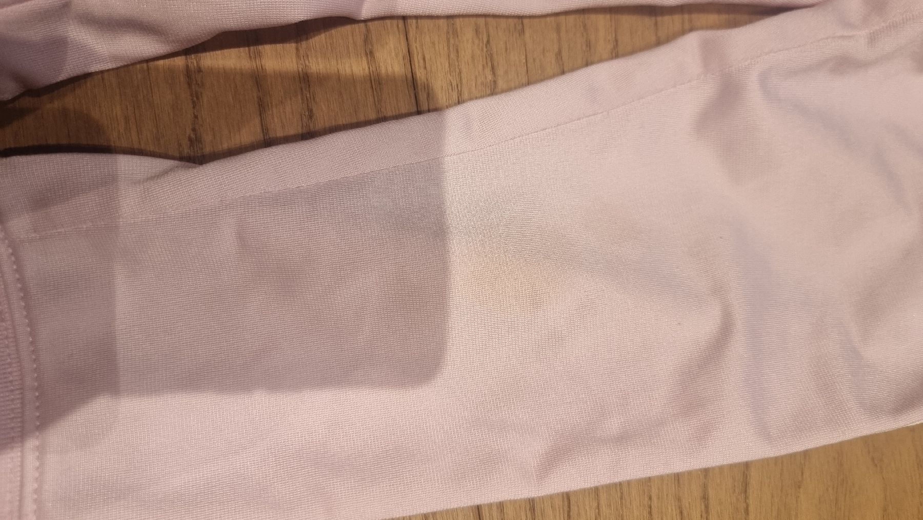 Nike Ensembles: Nike Trainingsanzug, 98-104 – D'occasion à Buttikon SZ par Limo180 1