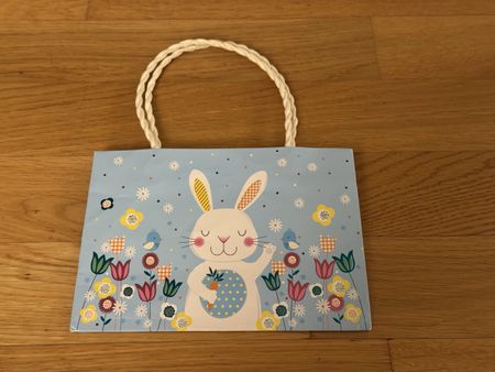 Geschenktasche für Ostern mit Hase, neuwertig