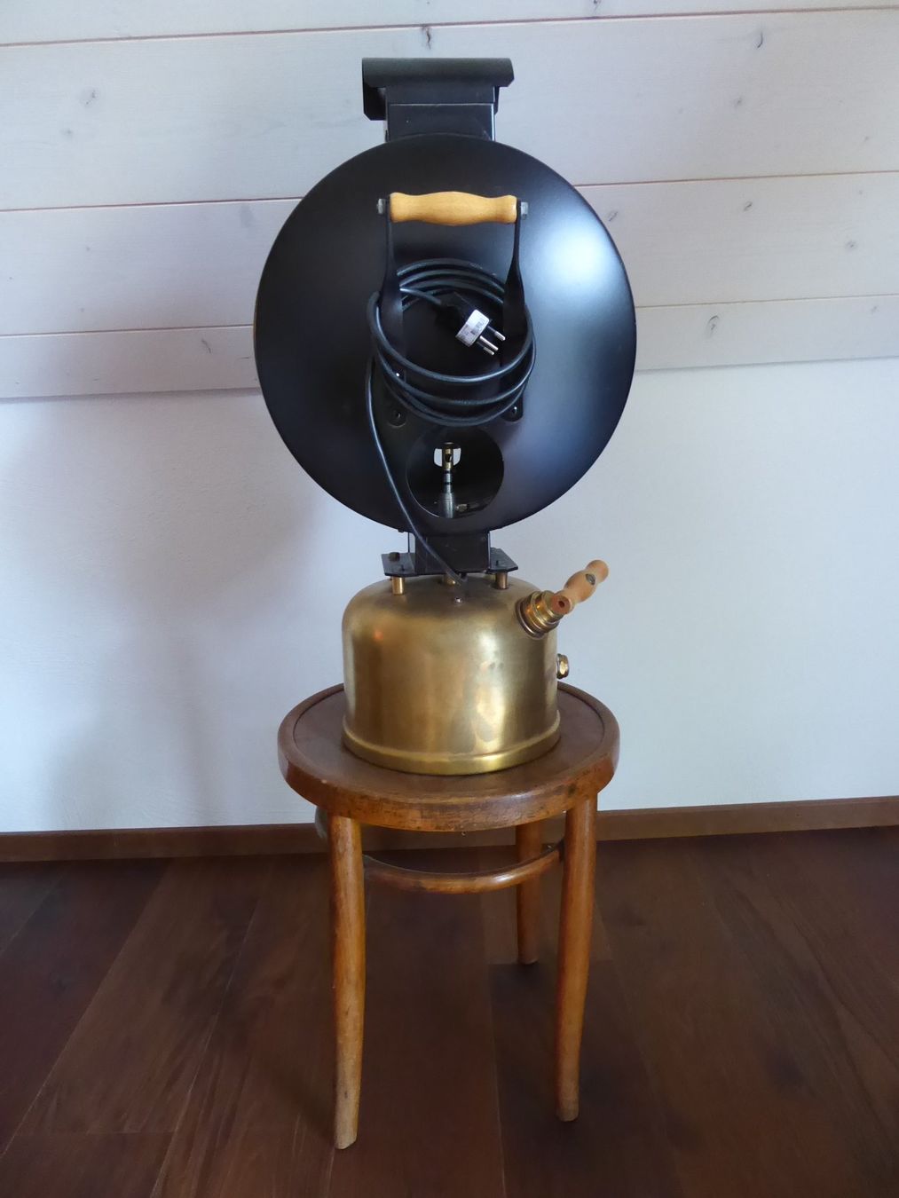 Schweizer Armee Lampen: designer Lampe – Gebraucht aus Willisau von Willi610 7