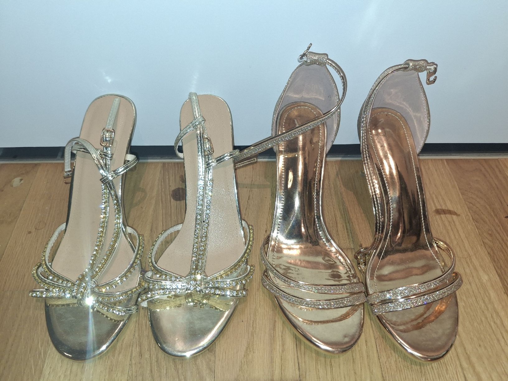 Damenschuhe: Heels in Gold – Neu (gemäss Beschreibung) aus Glattpark(Opfikon) von Beckf0rd