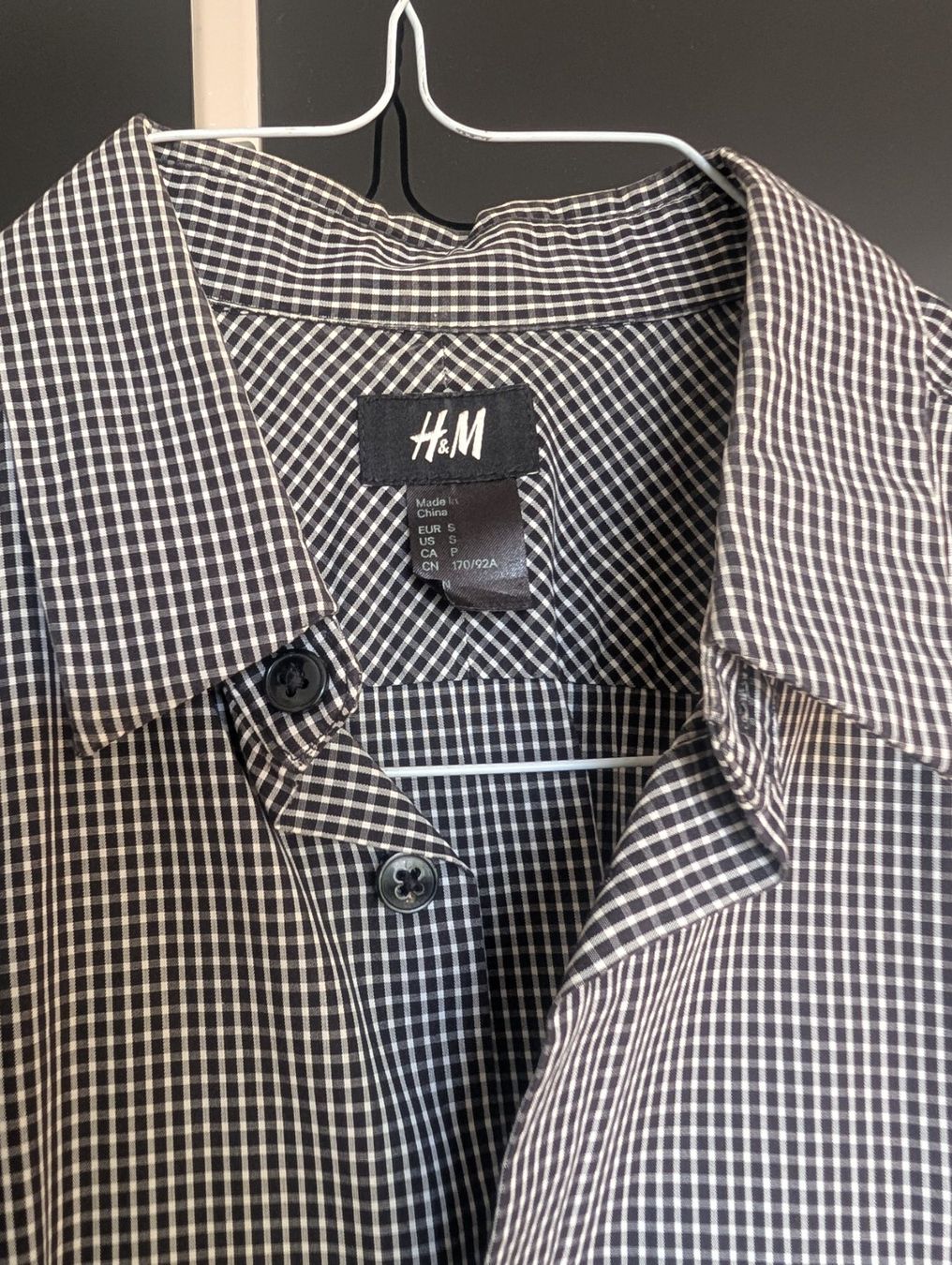 H&M Camicie: H&M Langarmhemd Schwarz-Weiss Klein Kariert – Usato da Basel venduto da ste_nwj8