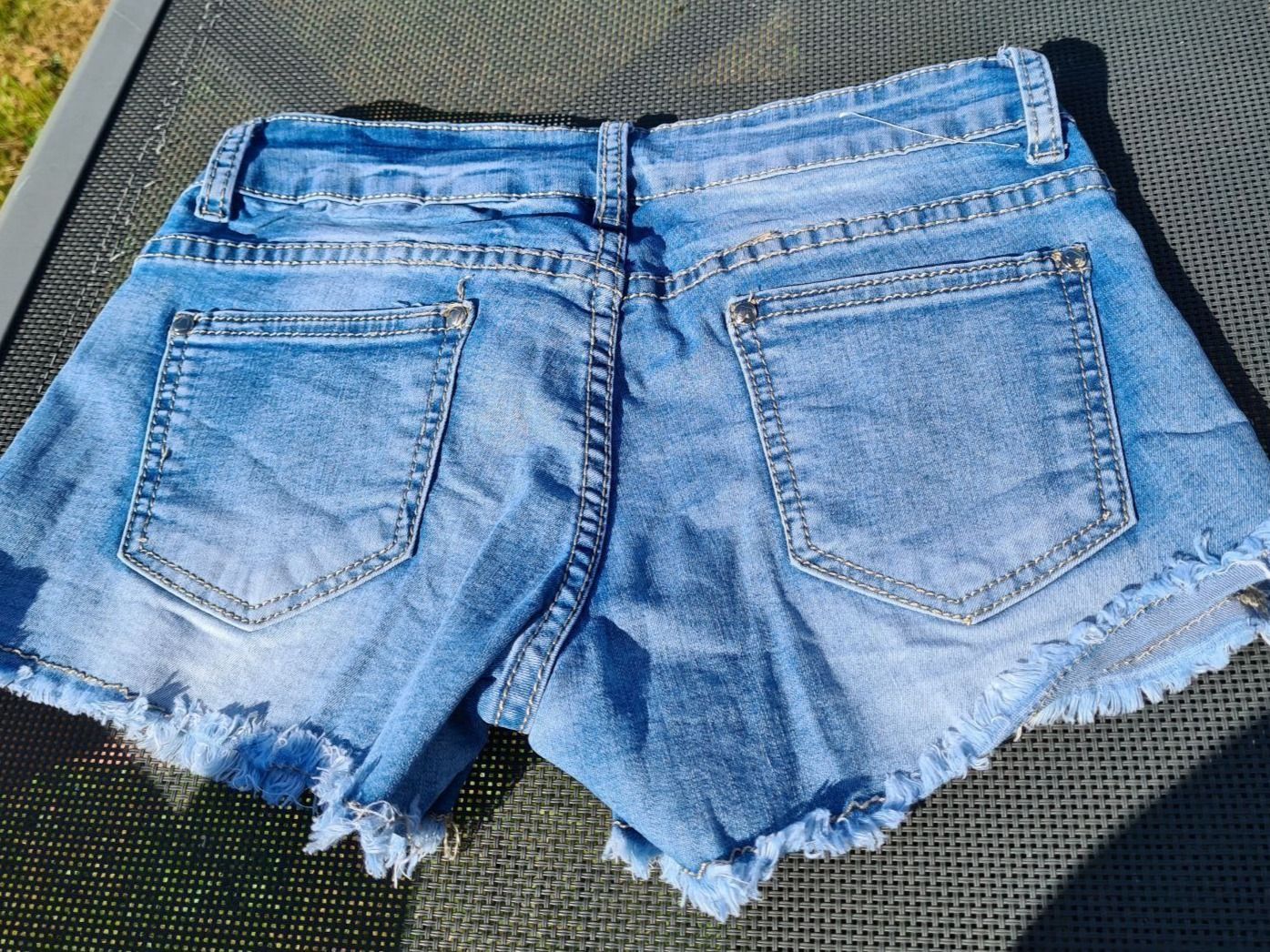 Jeans: Damen Jeans Shorts Größe XS – D'occasion à Amriswil par used2use 4
