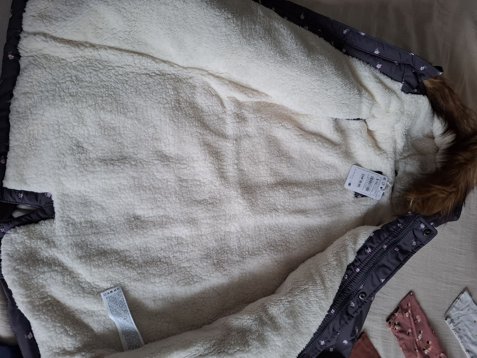 Lotti & Set di vestiti: 💜Kleiderpaket 128-140 – Usato da Schaffhausen venduto da ricmivo 6