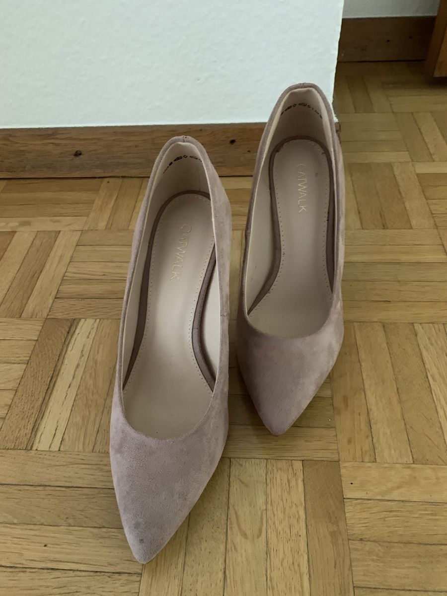 Scarpe da donna: Leder Pumps in Gr. 38, NEU! – Nuovo (secondo la descrizione) da Uster venduto da snickers3 1