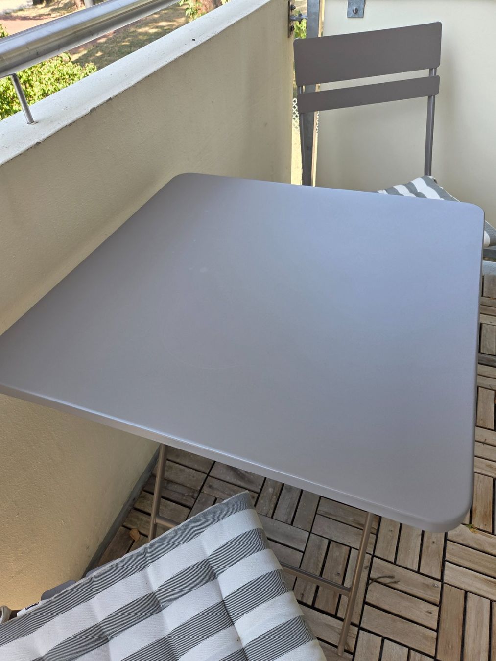 Jysk Tischset: Gartentisch Set mit Kissen – Gebraucht aus Ostermundigen von jer_5qfg 1