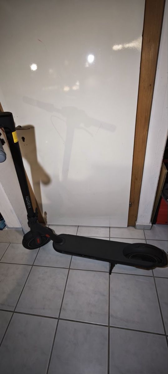Scooter: Elektroroller Xiaomi 4 Pro – Nuovo (secondo la descrizione) da Turgi venduto da ku-vo01