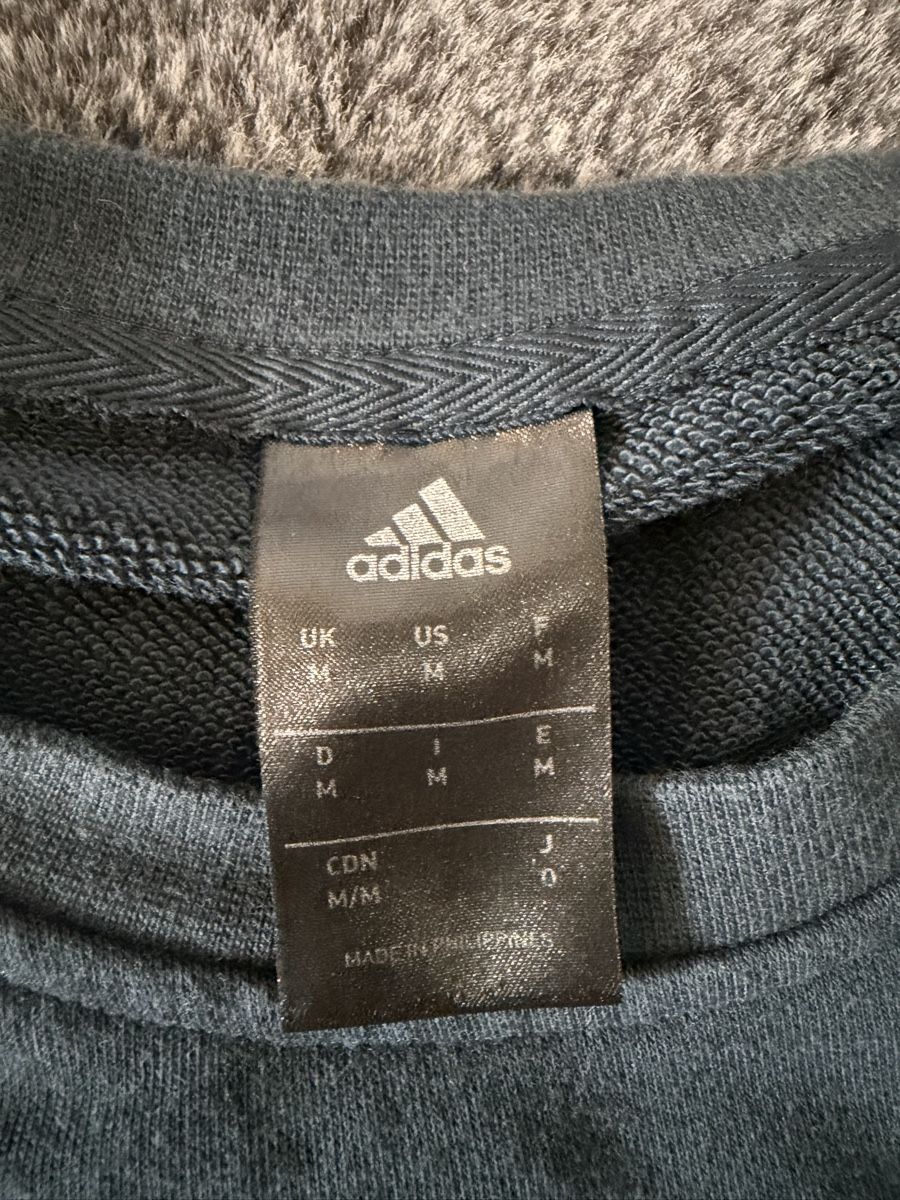 Adidas Pulls & Sweat-shirts: Adidas Pullover Real Madrid Grösse M guter Zustand – D'occasion à Schlieren par genti_7 3