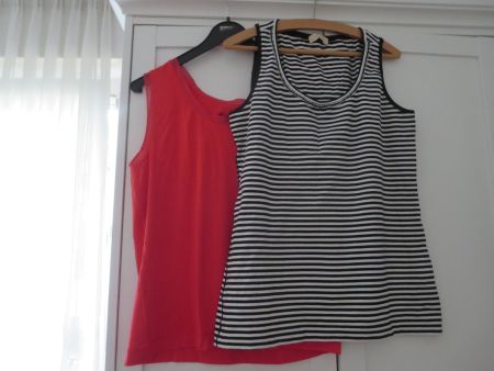 2 Ärmellose Damen Shirts /Gr. 42