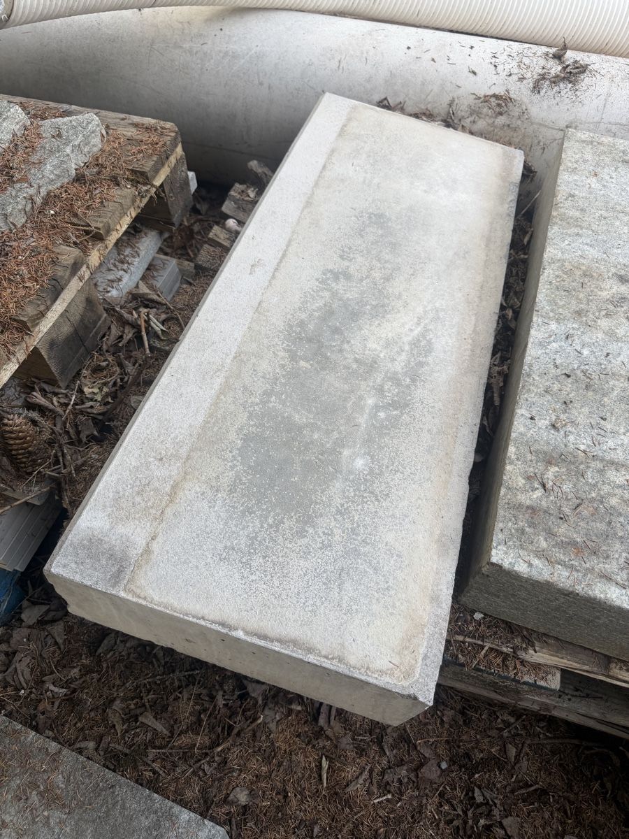 Treppen: Betonblockstufe – Neu (gemäss Beschreibung) aus Flims Dorf von inf_dj8q 2